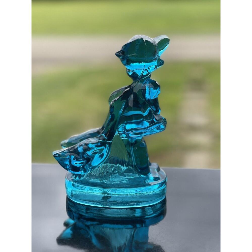 Vintage LE Smith Blue Girl Geese Paperweight‎ Figurine Art Glass Bookend